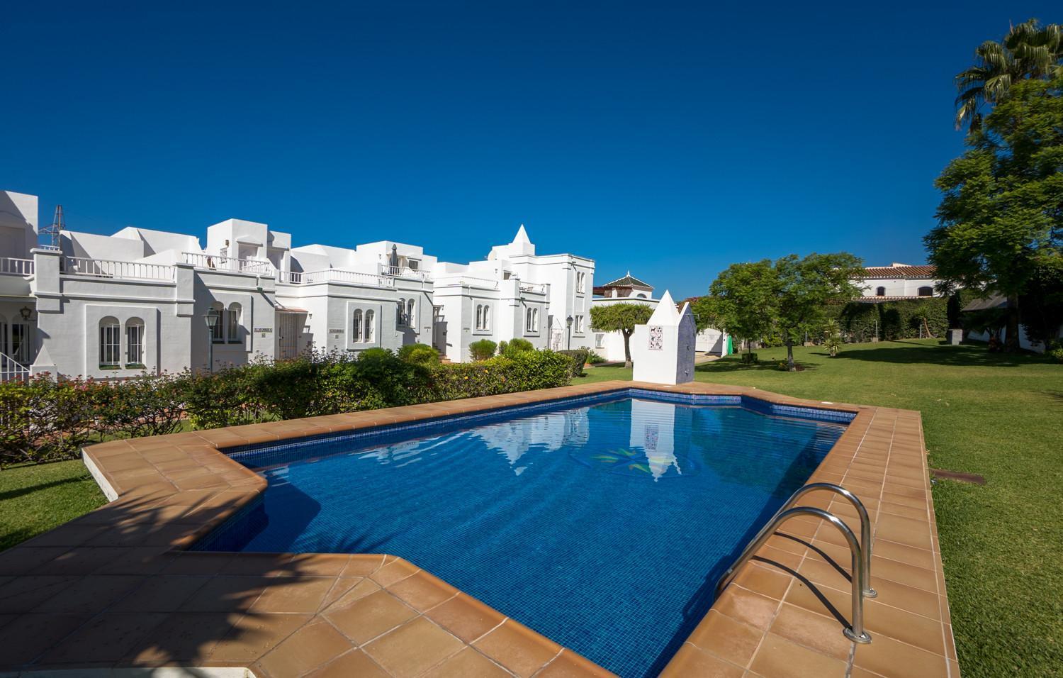 Urb. Alhambra 3 Villa Nerja Exterior photo